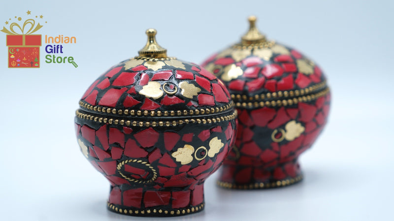 Sindoor Circular Box Duo (Black & Gold)